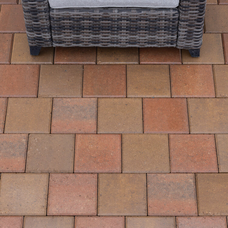 8 x 8 Autumn Blend Holland XL Paver 8 x 8 Autumn Blend Holland XL Paver